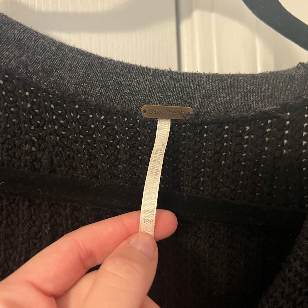 Free People Oversized Sweater - Picture 2 of 3